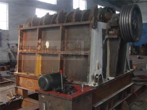 金屬破碎機設備半成品實拍