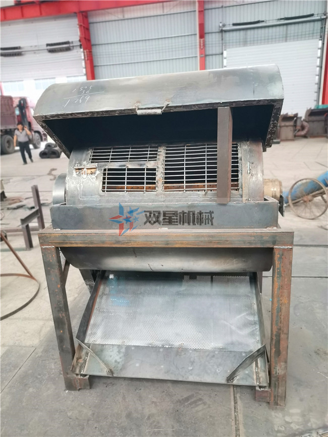 電路板拆解機(jī)現(xiàn)場實拍