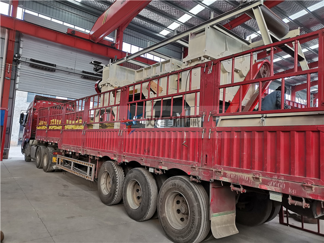 鑄件鋁撕碎機發(fā)貨現(xiàn)場實拍