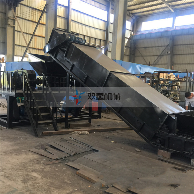 金屬撕碎機設備有哪些分類？技術(shù)上有哪些改進？優(yōu)缺點有哪些？