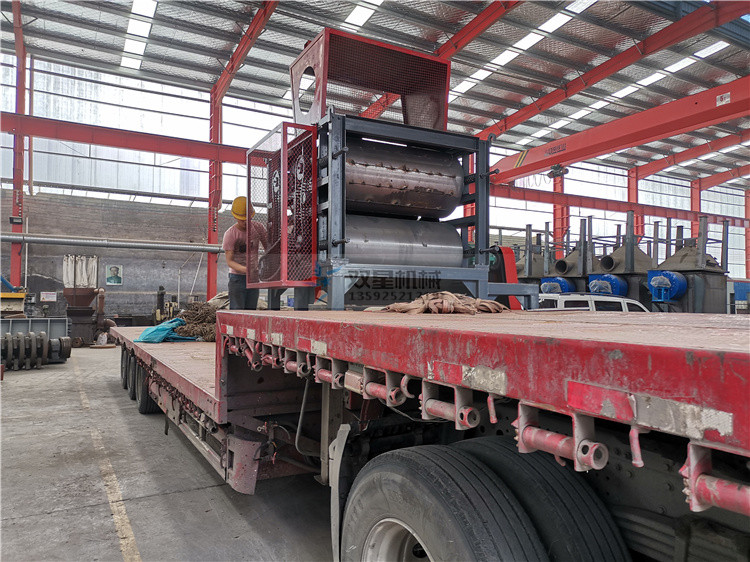 易拉罐壓扁機(jī)發(fā)貨